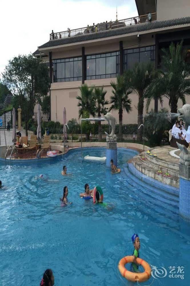 Liuzhou Sanjiangxian Dongxiangguo Hotel Exterior foto